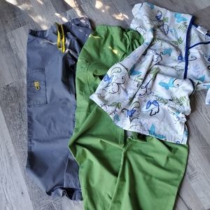 SB scrubs set of 3 (2 pants 1 top) small & x small